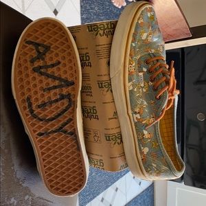 Vans. Men’s size 9 1/2. Women’s size 11